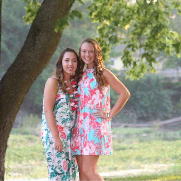 teal/coral hawaiian dress - Picture 2 of 2